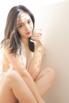 北原里英